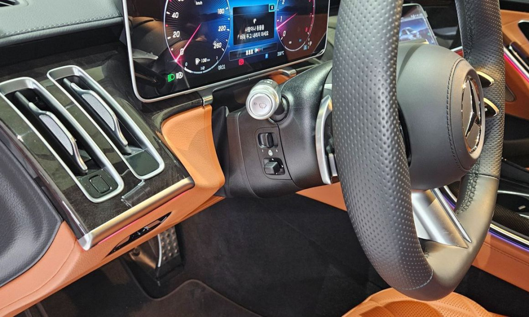 Mercedes-Benz S-Class S500L 4MATIC, 2025