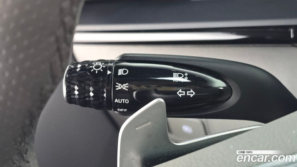 Hyundai Staria Lounge 9-Seater, 2022
