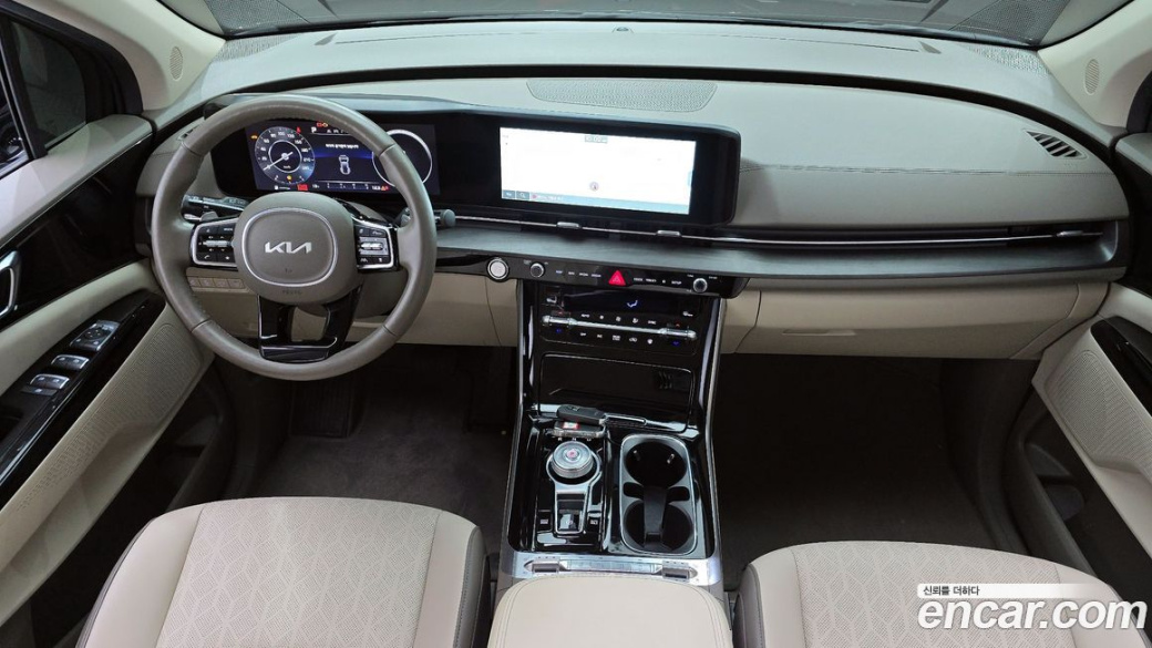 Kia Carnival 9-Seater Noblesse, 2022