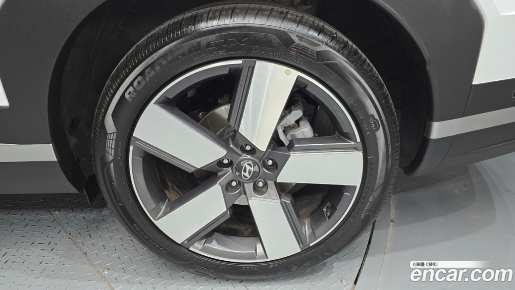 Hyundai Santafe Gasoline 2.5T 2WD, 2025