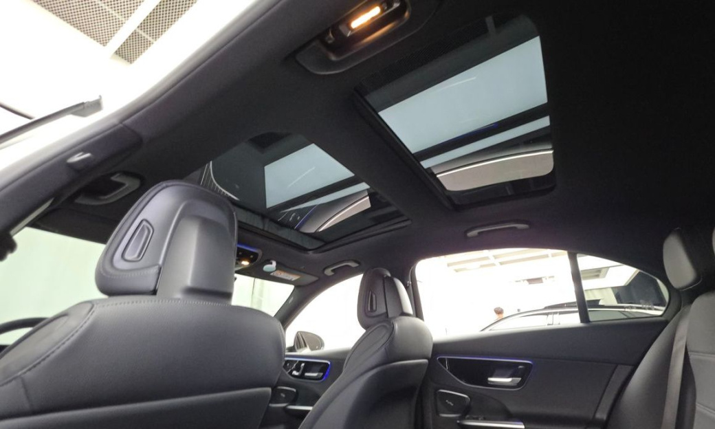 Mercedes-Benz C-Class C300 4MATIC Avantgarde, 2024