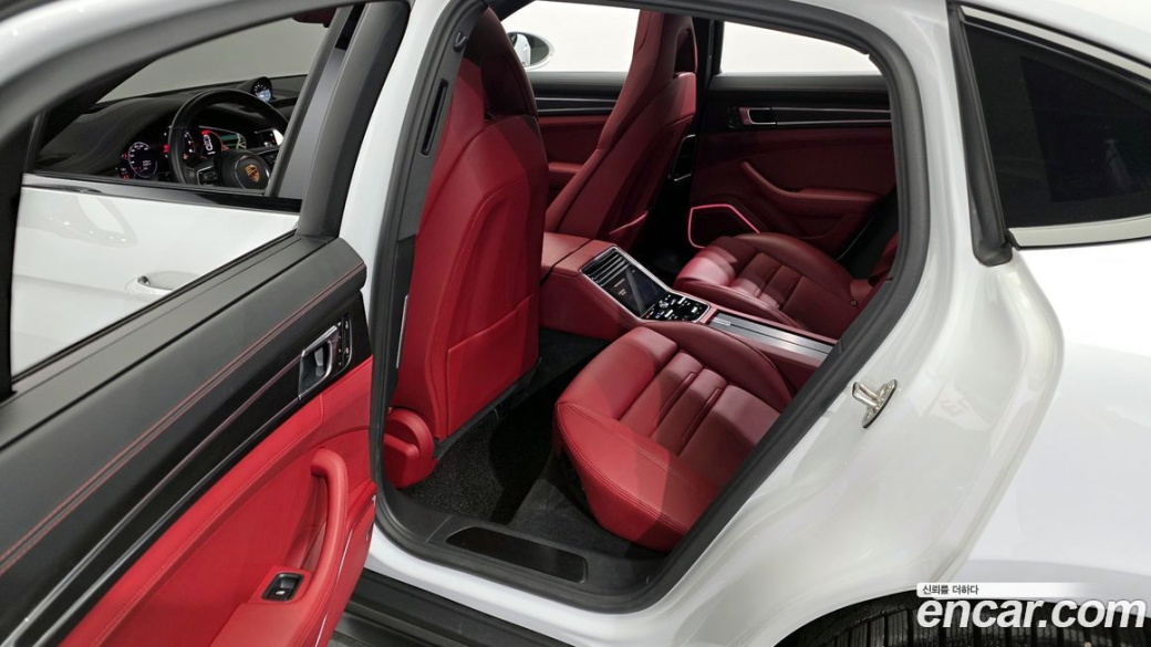 Porsche Panamera 2.9 AWD Platinum Edition, 2023
