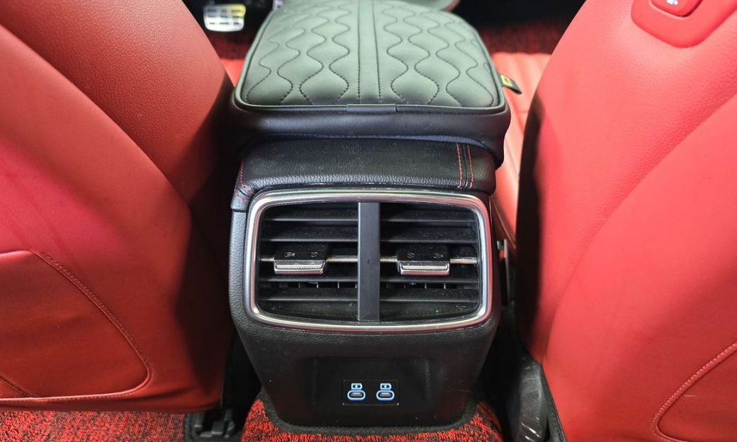Genesis G70 Gasoline 2.5T 2WD, 2024