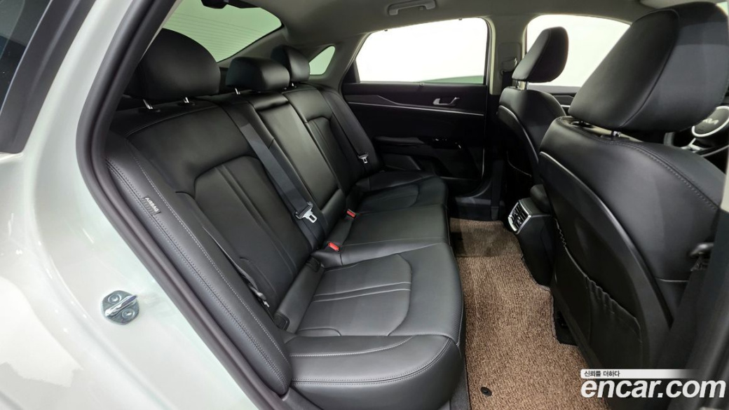Kia K5 1.6 Turbo, 2025