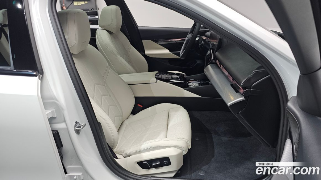 BMW 5-Series 520i Special Edition, 2026