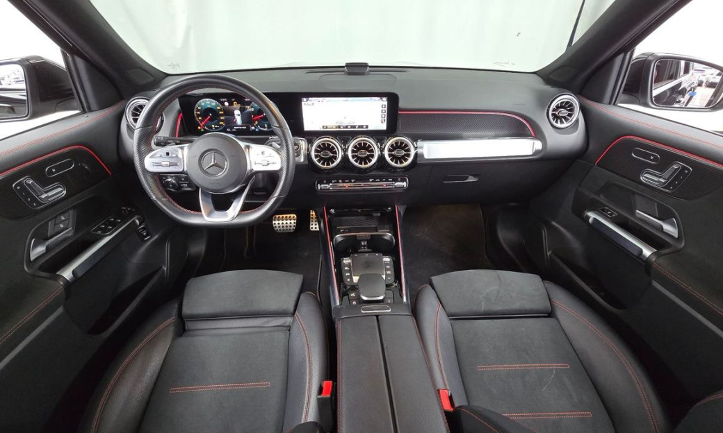 Mercedes-Benz GLB-Class AMG GLB35 4MATIC, 2021
