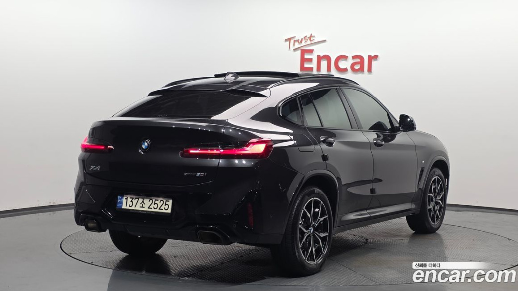BMW X4 xDrive20i M Sports Pro, 2024