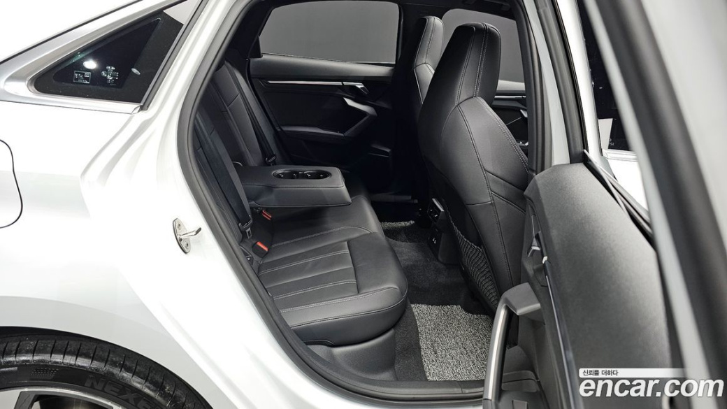 Audi A3 40 TFSI Premium, 2025