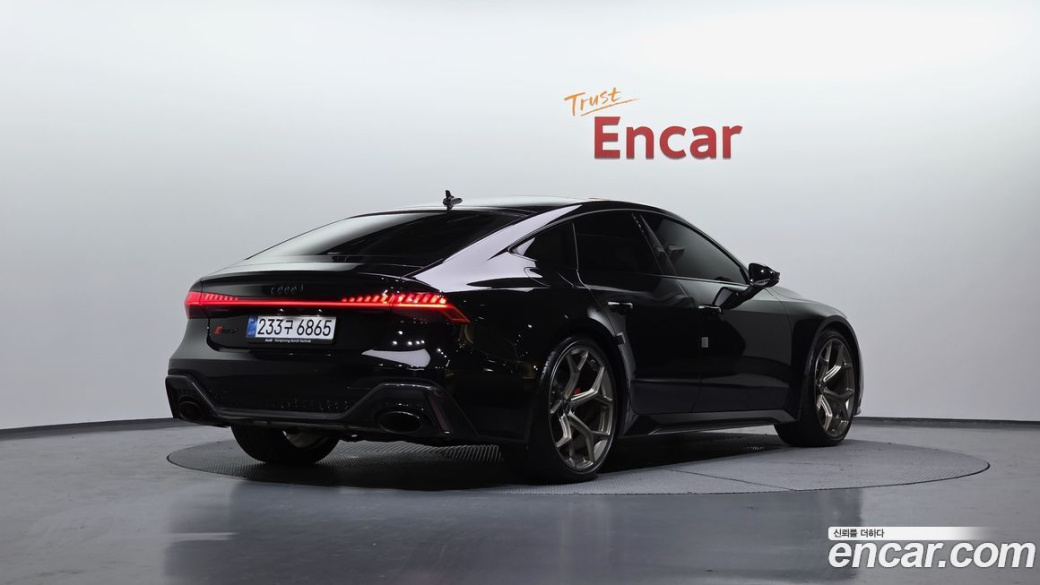 Audi RS7 4.0 TFSI Quattro Performance, 2025