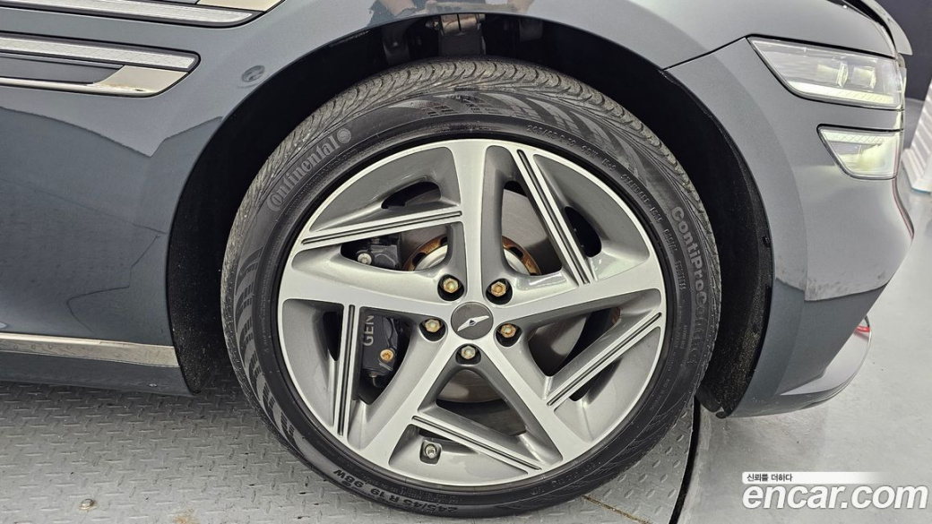 Genesis G80 Gasoline 2.5 Turbo AWD, 2023