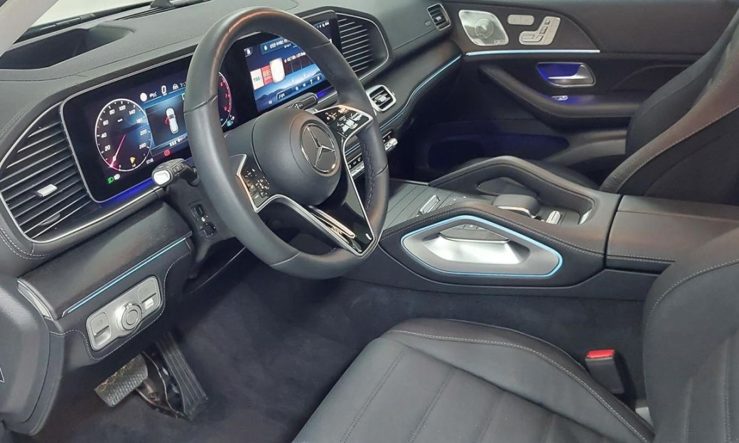 Mercedes-Benz GLE-Class GLE450 4MATIC, 2025