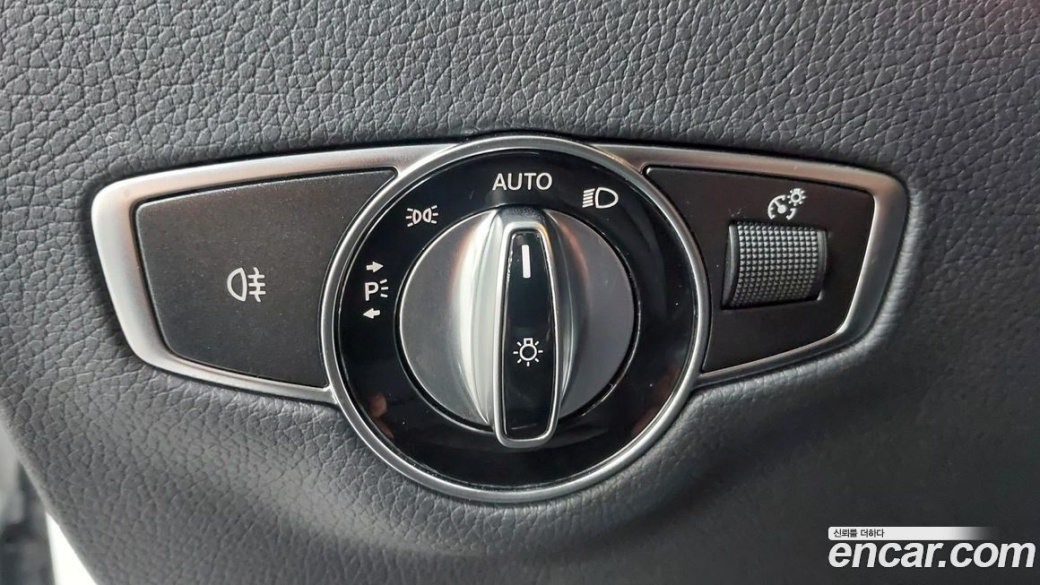 Mercedes-Benz E-Class E220d 4MATIC AMG Line, 2023