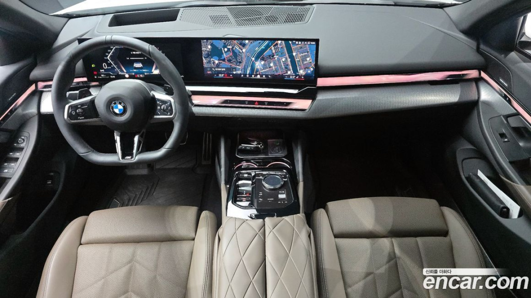 BMW 5-Series 520i M Sport, 2025