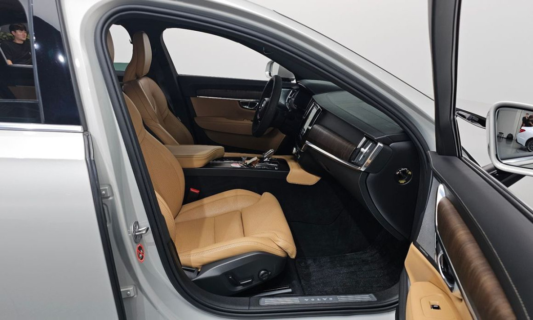 Volvo S90 B6 AWD Inscription, 2022