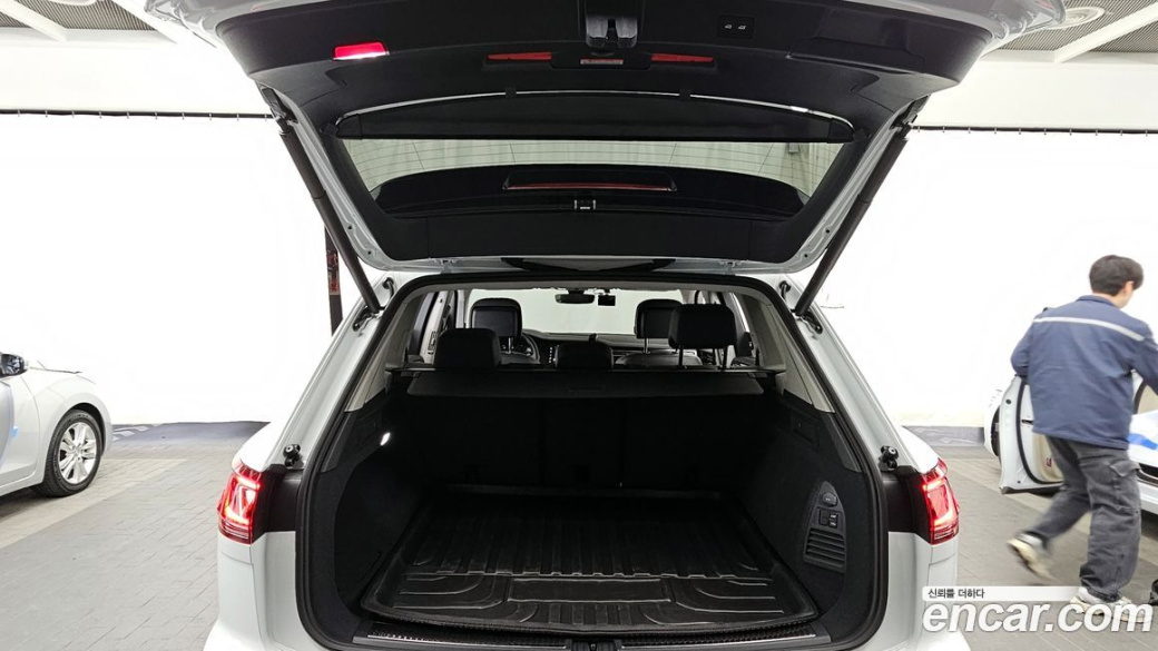 Volkswagen Touareg 3.0 TDI Prestige, 2026
