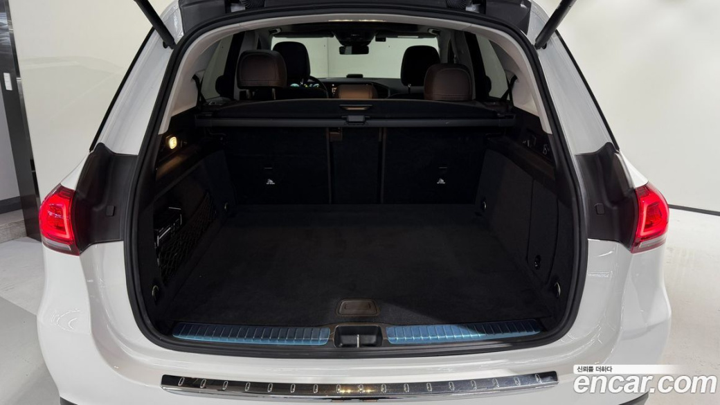 Mercedes-Benz GLE-Class GLE300d 4MATIC, 2023
