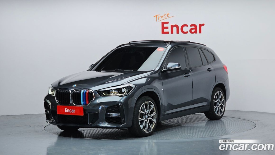 BMW X1 xDrive 20i M Sport, 2022