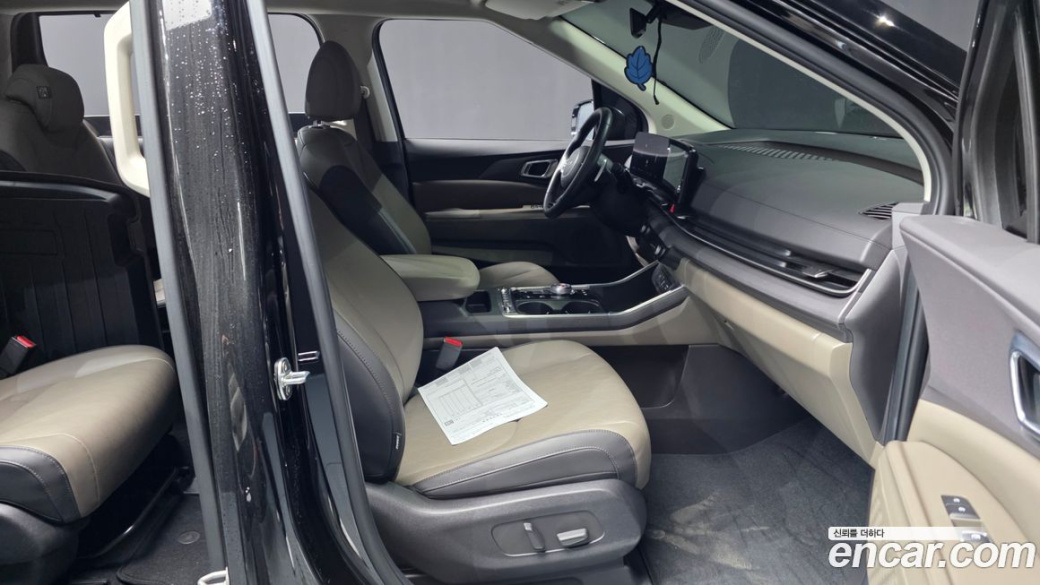 Kia Carnival 9-Seater Noblesse, 2024
