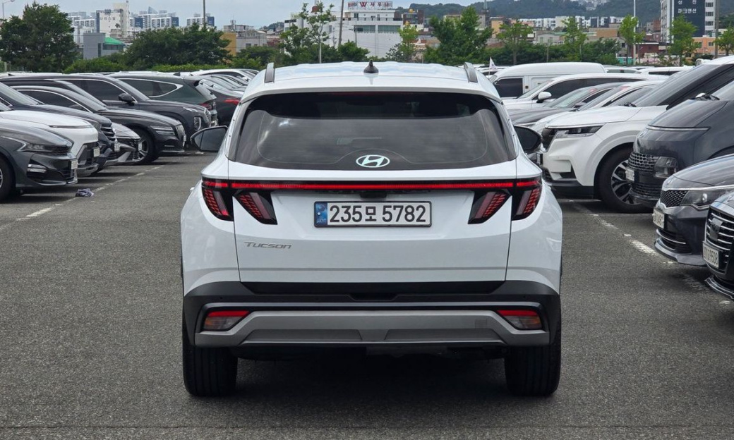 Hyundai Tucson Diesel 2.0 2WD, 2024