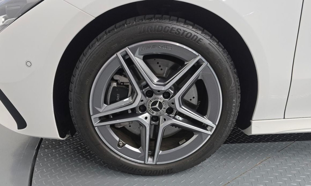 Mercedes-Benz CLA-Class CLA250 4MATIC, 2025