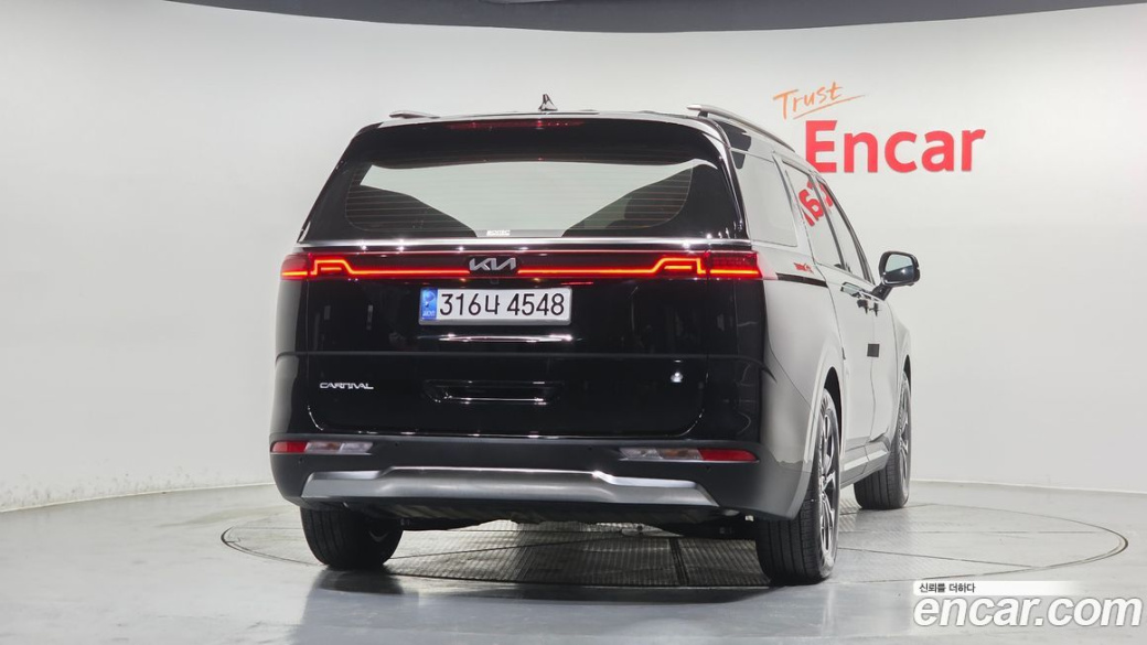 Kia Carnival 9-Seater Signature, 2023