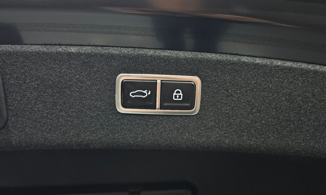 Genesis G80 Gasoline 2.5 Turbo AWD, 2025