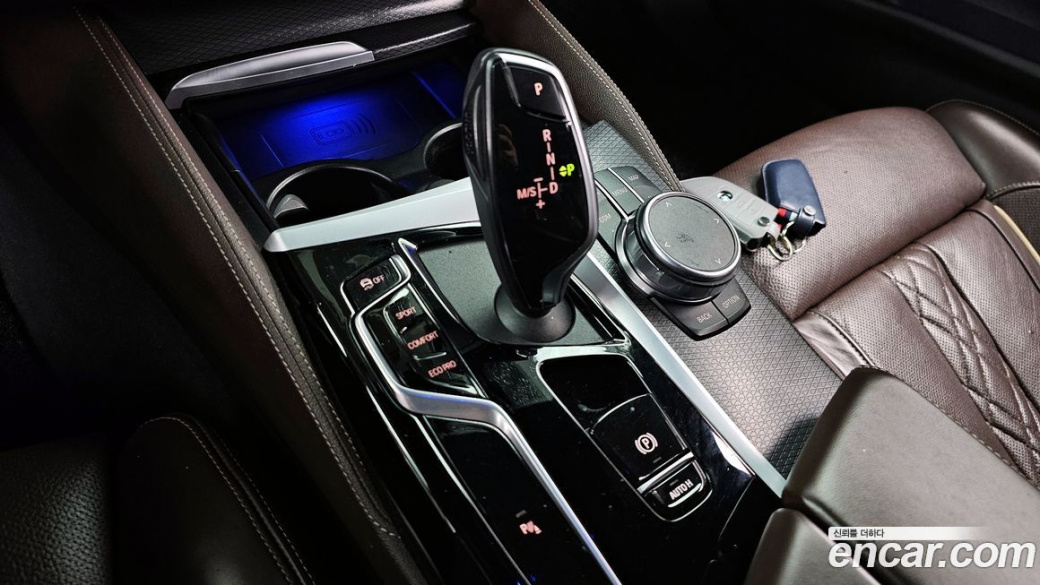 BMW 5-Series 523d M Sport, 2023