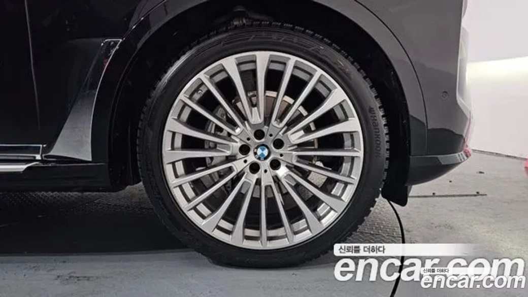 BMW X7 xDrive 40i Design Pure Excellence 6-Seater, 2024