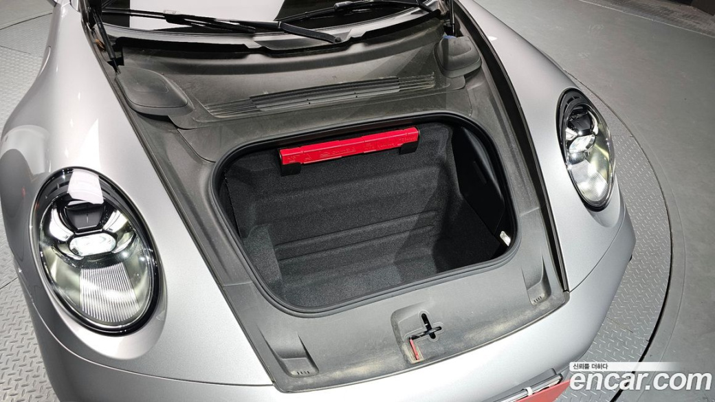 Porsche 911 Turbo S, 2023