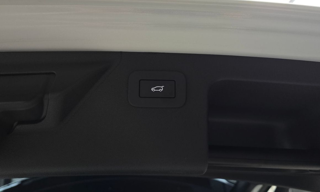 Land Rover Discovery Sport P250 Dynamic SE, 2025