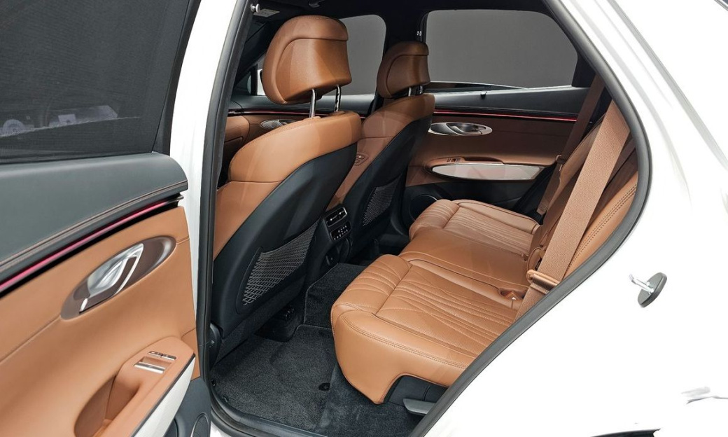 Genesis GV70 2.5T Gasoline 2WD, 2025