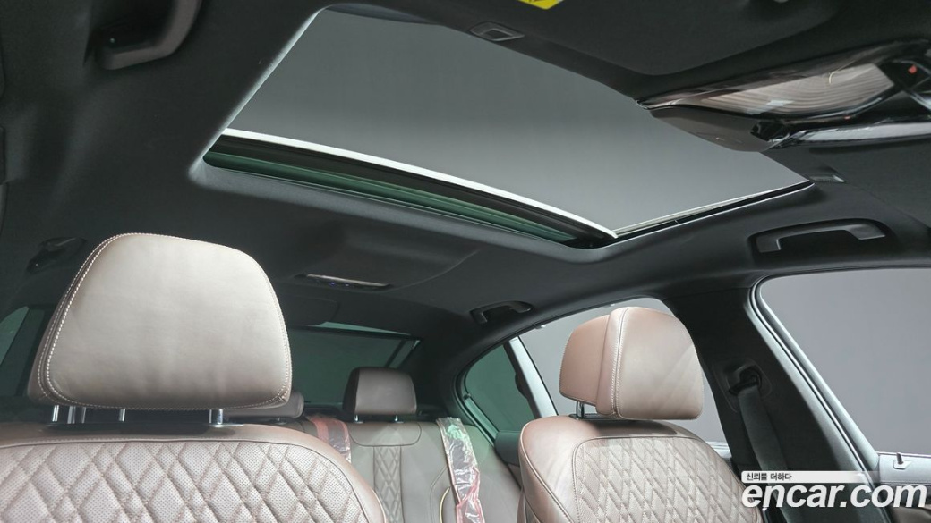 BMW 5-Series 530i xDrive M Sport Package, 2022