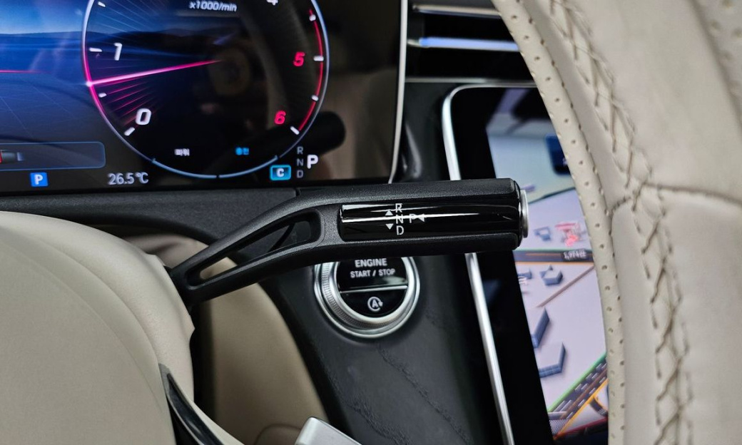 Mercedes-Benz E-Class E220d 4MATIC Exclusive, 2024