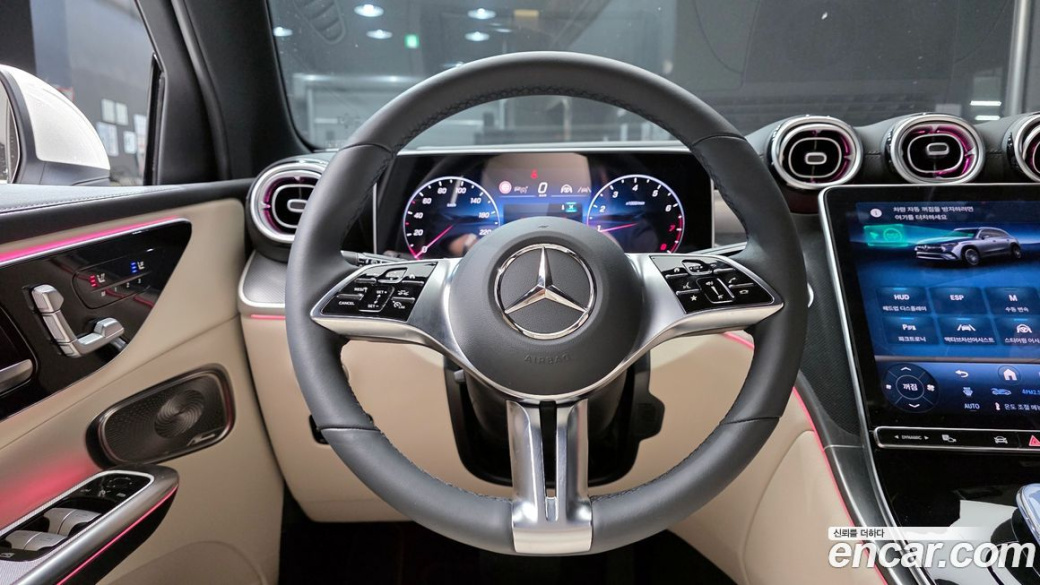 Mercedes-Benz GLC-Class GLC 300 4MATIC Avantgarde, 2025