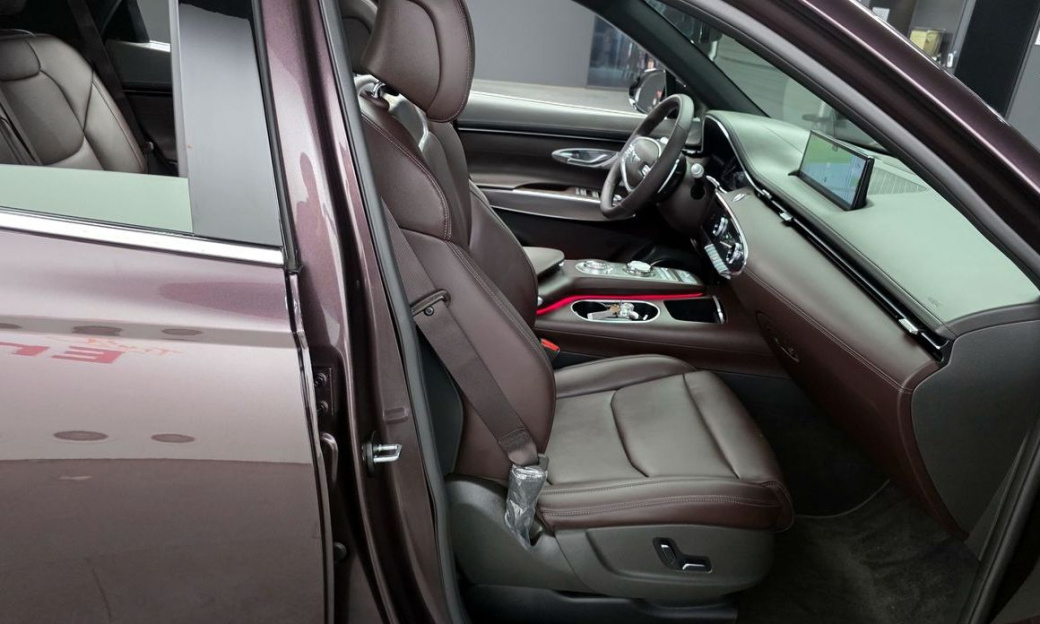Genesis GV70 2.5T Gasoline 2WD, 2023