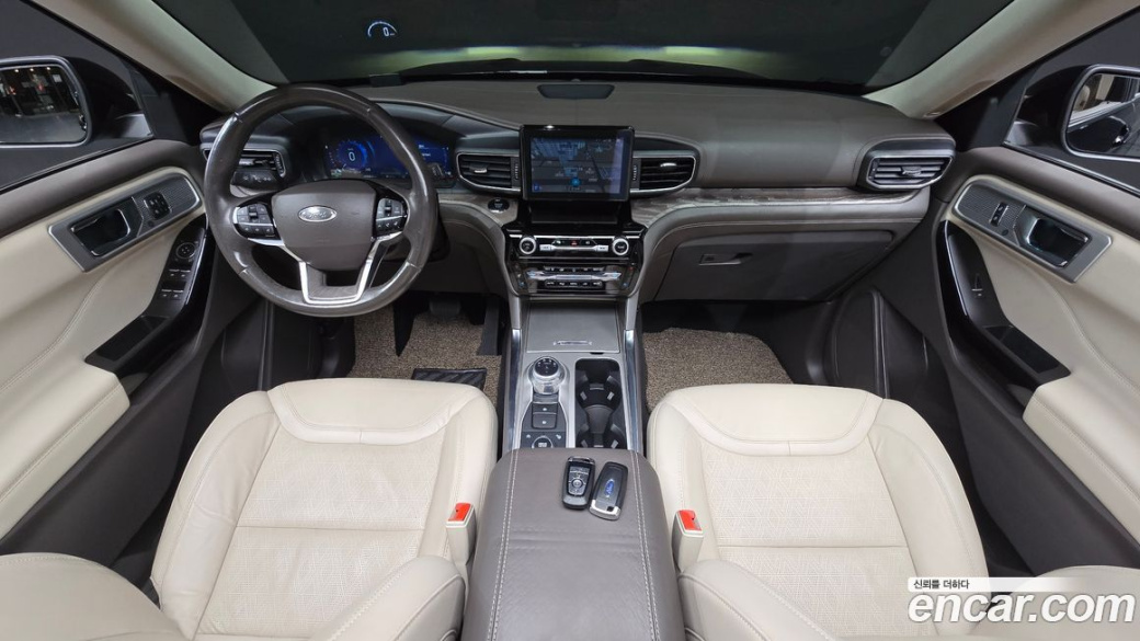 Ford Explorer 3.0 Platinum 4WD, 2022