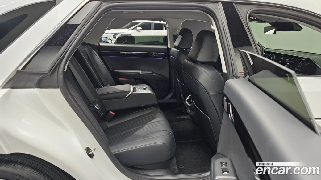 Hyundai Grandeur 2,5 Gasoline 2WD, 2023
