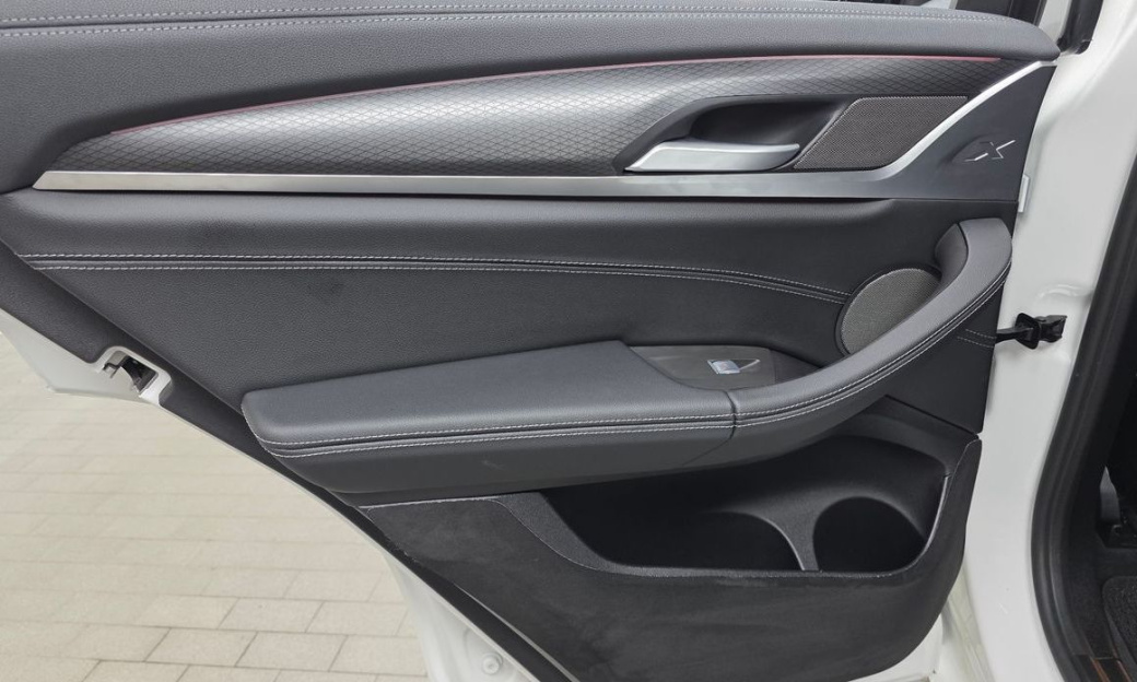 BMW X4 xDrive20i M Sport Pro Special Edition, 2025