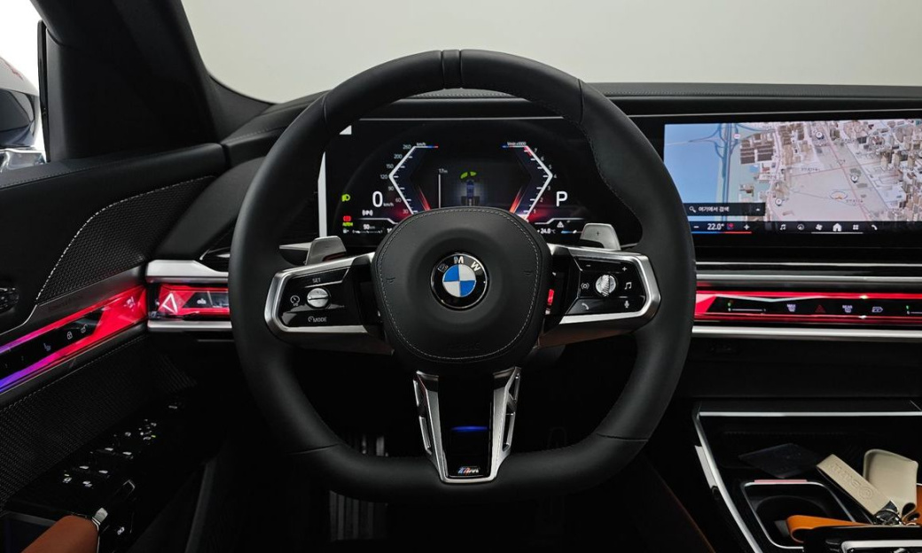 BMW 7-Series 740i xDrive M Sport, 2025