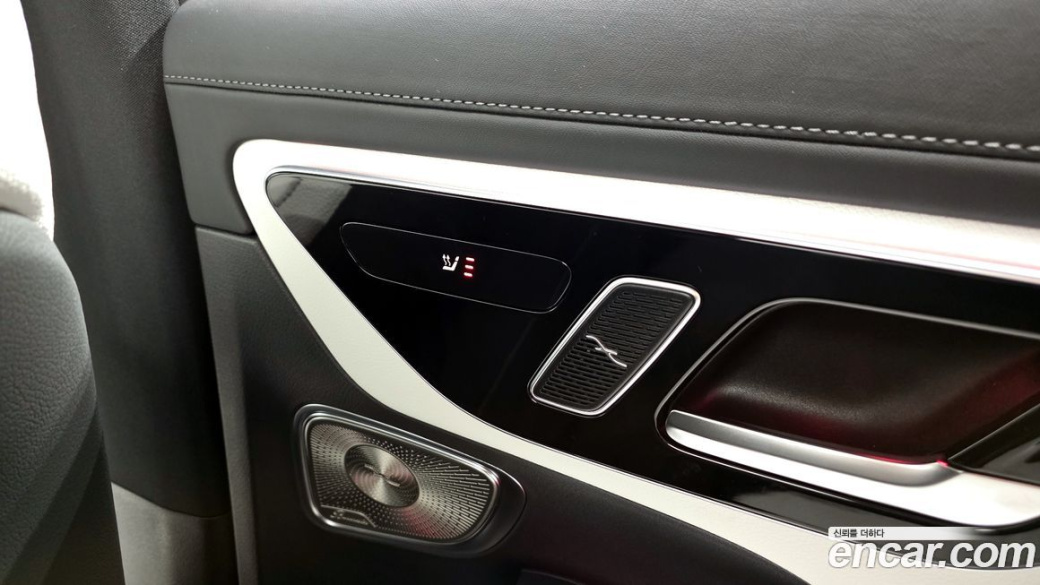 Mercedes-Benz GLC-Class GLC 300 4MATIC Avantgarde, 2025