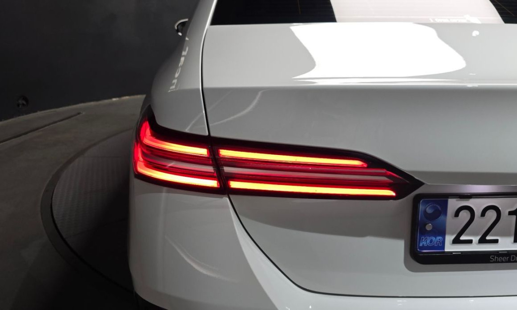 BMW 5-Series 520i M Sport, 2024