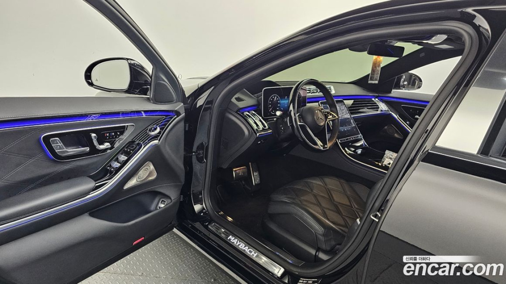 Mercedes-Benz S-Class Maybach S580 4MATIC, 2023