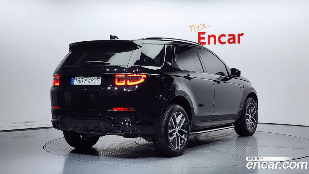 Land Rover Discovery Sport P250 Dynamic SE, 2024
