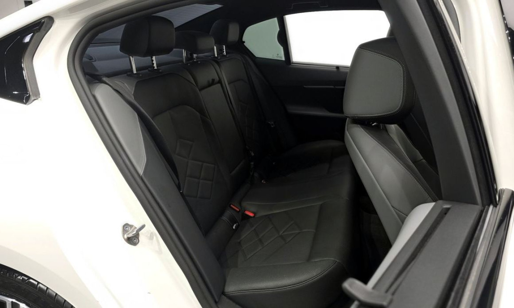 BMW 5-Series 530i xDrive M Sport, 2024