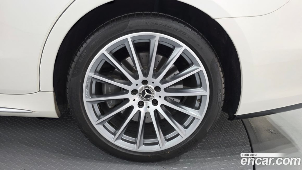 Mercedes-Benz S-Class S400 d 4MATIC, 2023
