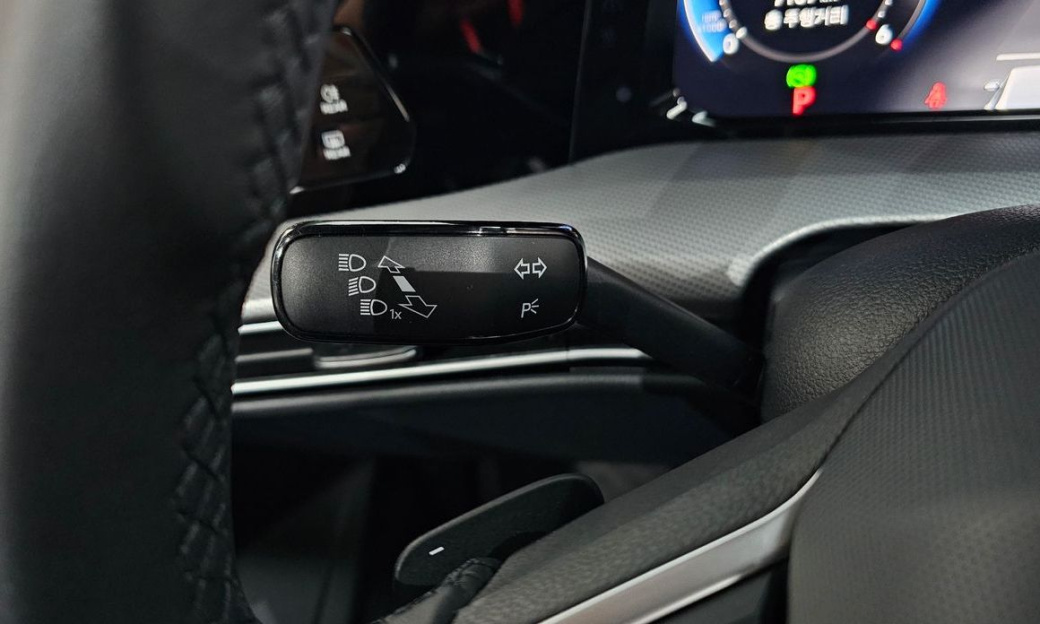 Volkswagen Golf 2.0 TDI Prestige, 2025