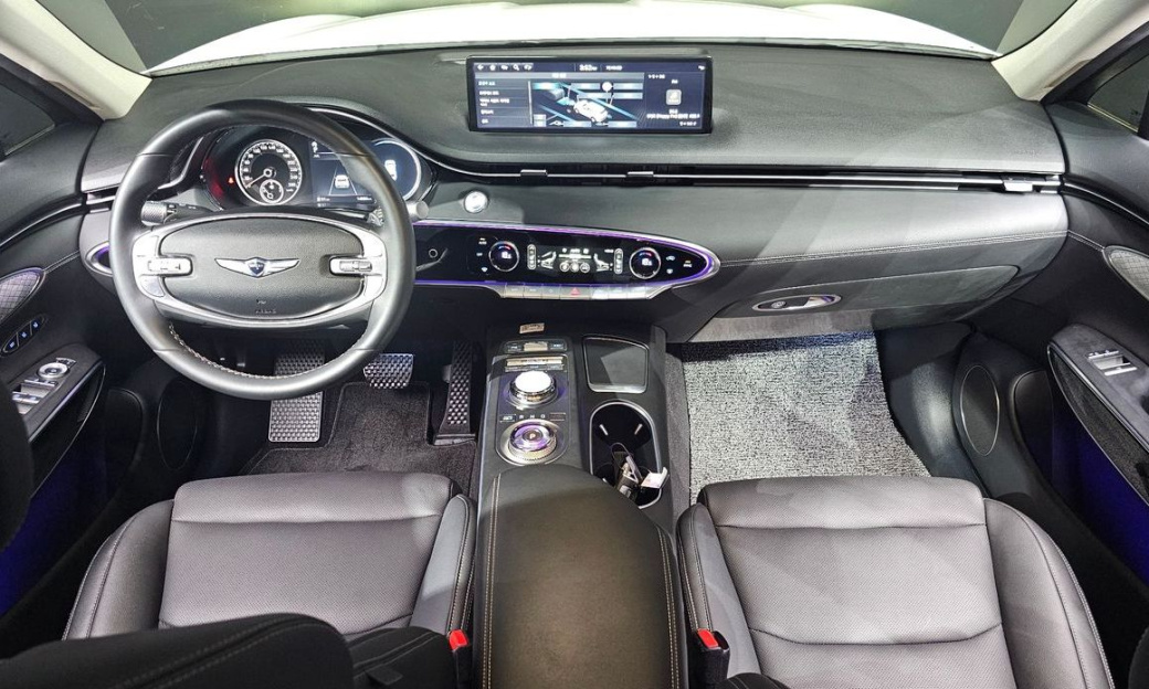 Genesis GV70 2.5T Gasoline 2WD, 2024