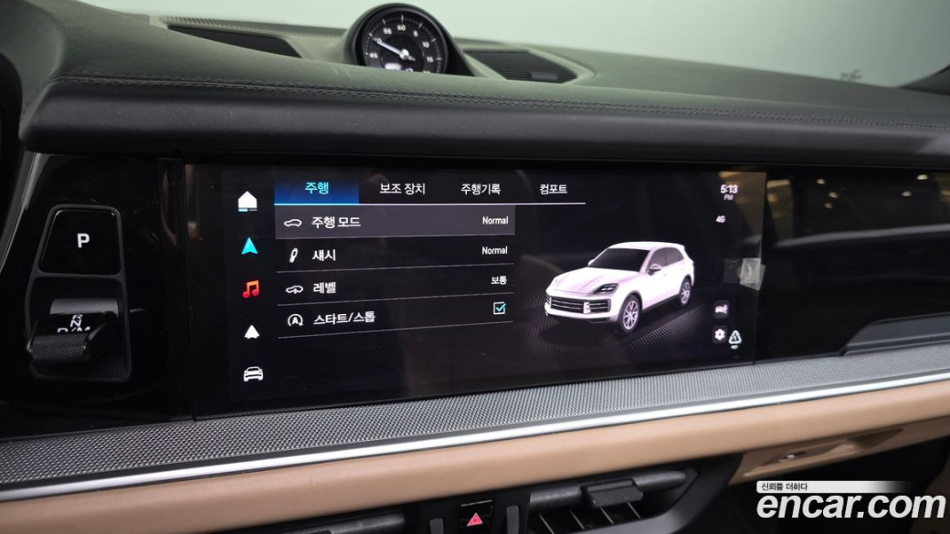 Porsche Cayenne 3.0, 2024