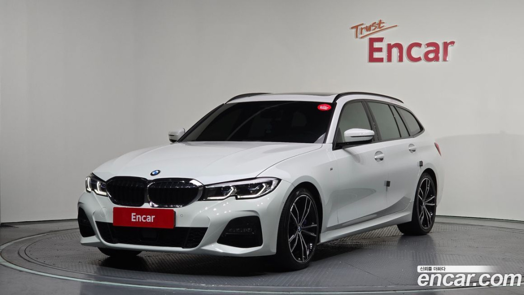 BMW 3-Series 320d Touring M Sport, 2022