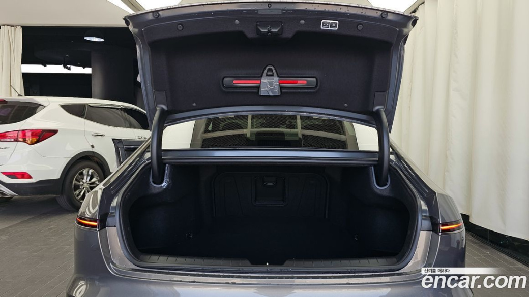 Hyundai Grandeur 2,5 Gasoline 2WD, 2023